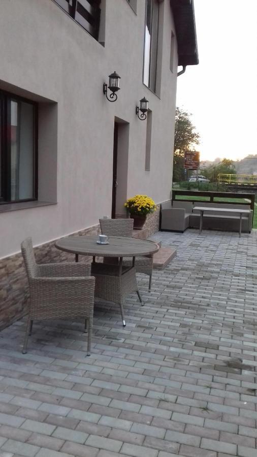 Casa Radu Daire Novaci-Străini Dış mekan fotoğraf